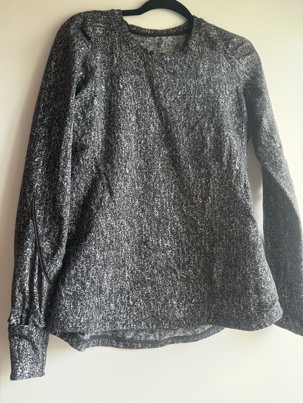 Lululemon top